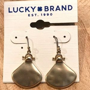 Lucky Brand Gold tone Hammered Fan shaped Drop Earrings--NWT!